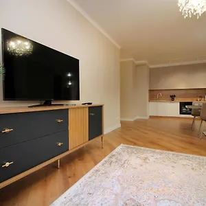 Modern, Spacious And Elegant 79 , Алматы Казахстан